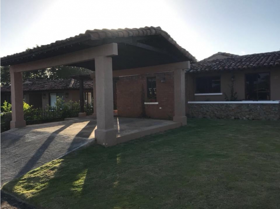 Venta de casa en Residencial Cubita, La arena de Chitré - 4