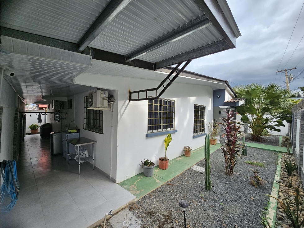 Venta de casa con muro perimetral en Residencial El Mesón, Chitré — foto 3