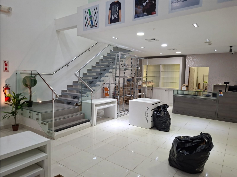 Venta/Alquiler de local comercial en Santiago Mall, Veraguas. MB - 3