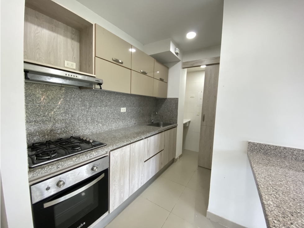 ARRIENDO APARTAMENTO DE 3 ALCOBAS EN ZINNIA SERENA DEL MAR CARTAGENA — foto 2