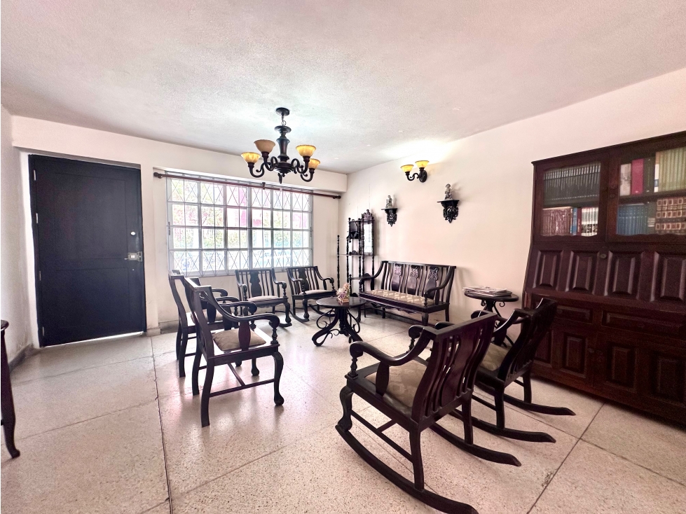 Manga - Venta de Casa a pasos de la Bahía.