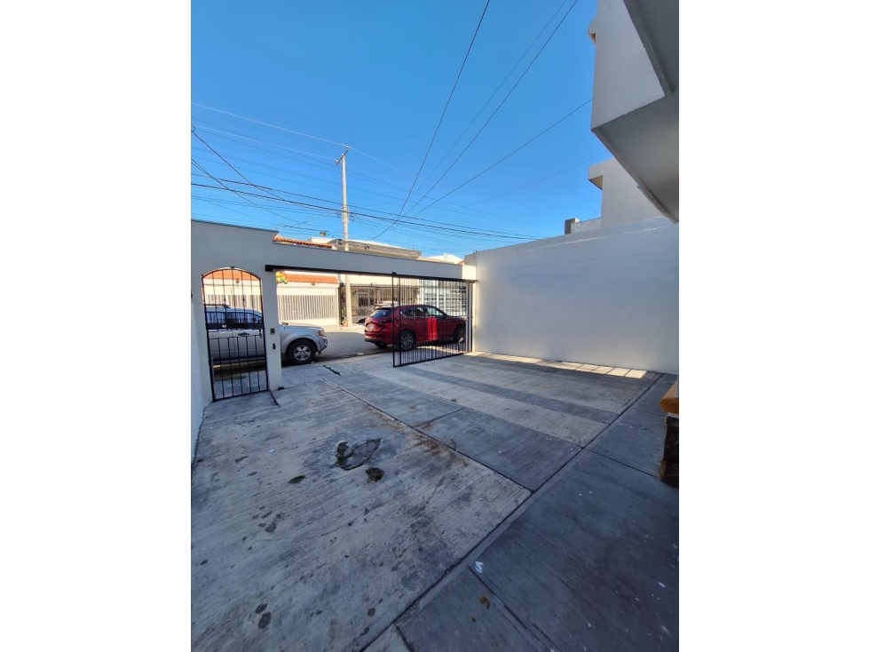 CASA EN RENTA EN PRIVADAS DE CASA BLANCA EN SAN NICOLAS DE LOS GARZA. - 3