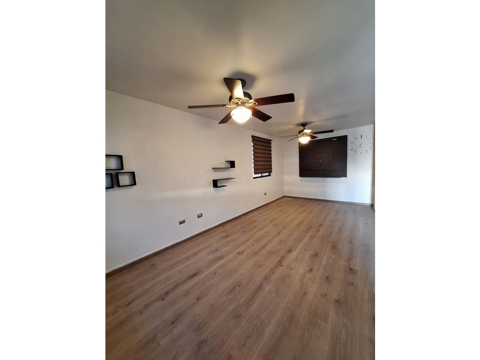 CASA EN RENTA EN PRIVADAS DE CASA BLANCA EN SAN NICOLAS DE LOS GARZA. - 4