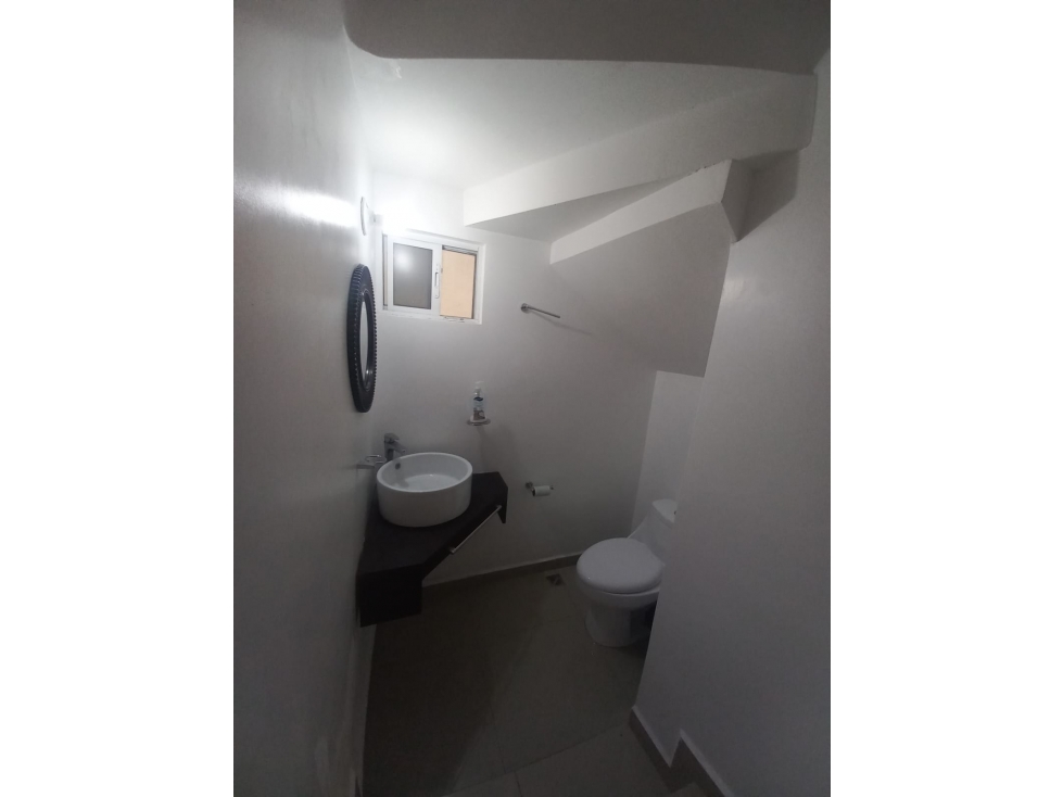 CASA SEMI-AMUEBLADA EN RENTA EN CERRADAS DE CUMBRE SECTOR MIRALTA - 6