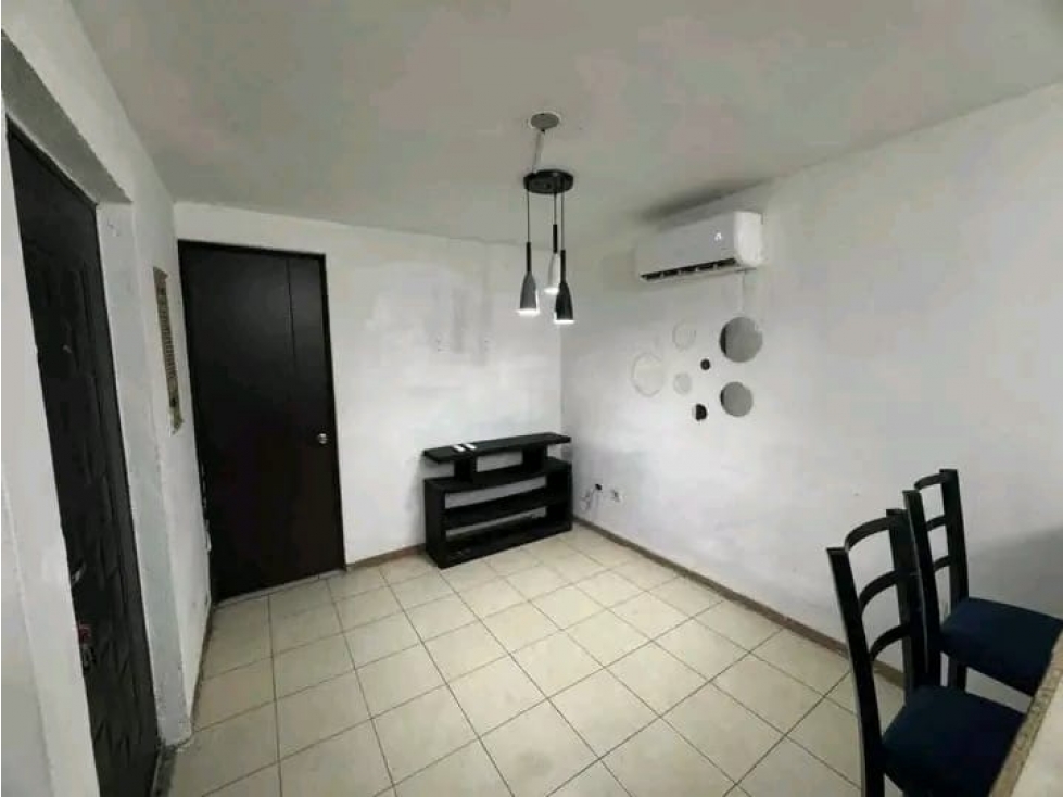CASA EN VENTA EN FRACC. ARCADIA 2DO.SECTOR, JUÁREZ. — foto 3