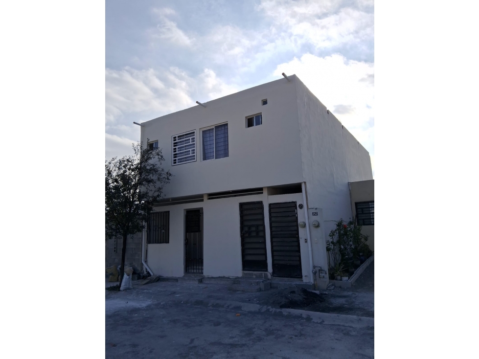 CASA EN VENTA EN VISTA BELLA, GARCÍA NL CON 2 DEPARTAMENTOS PARA RENTA - 2