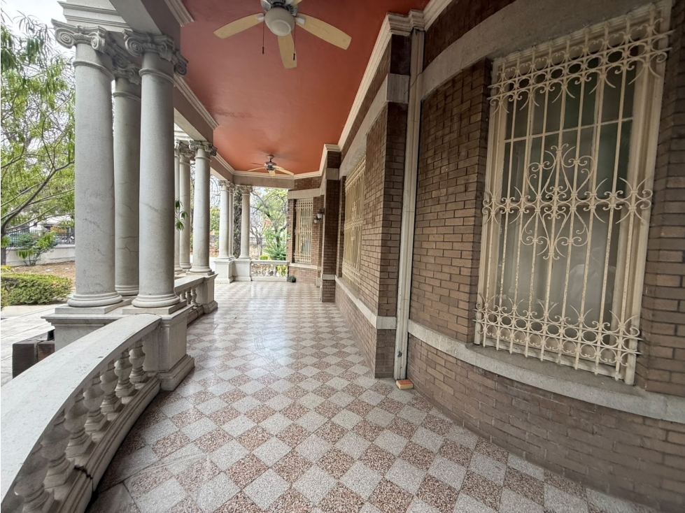 CASA EN RENTA EN MONTERREY CENTRO CASONA HISTORIA USO COMERCIAL — foto 4