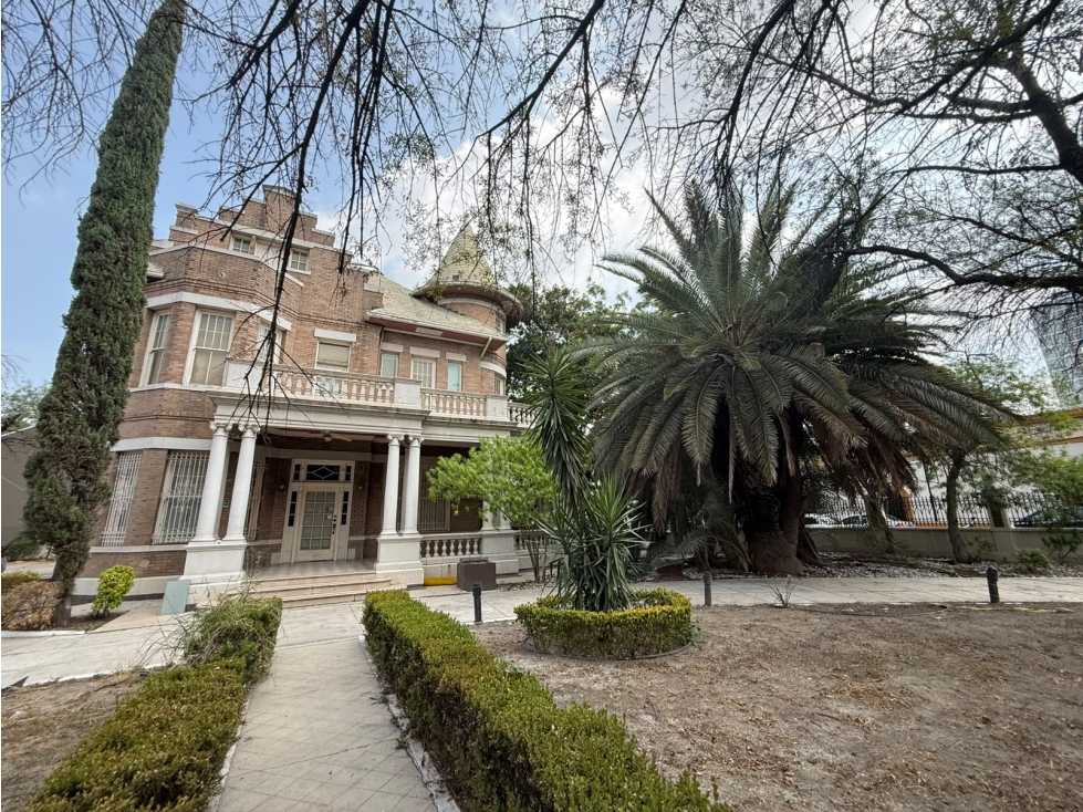 CASA EN RENTA EN MONTERREY CENTRO CASONA HISTORIA USO COMERCIAL