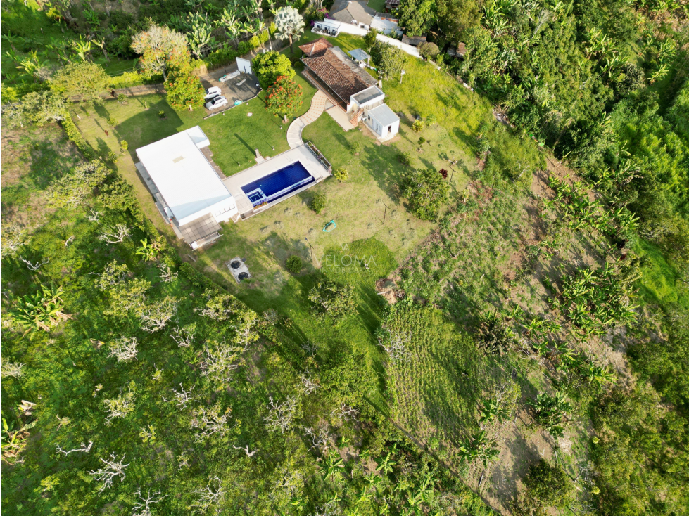 SE VENDE CASA DE DESCANSO EN MORELIA