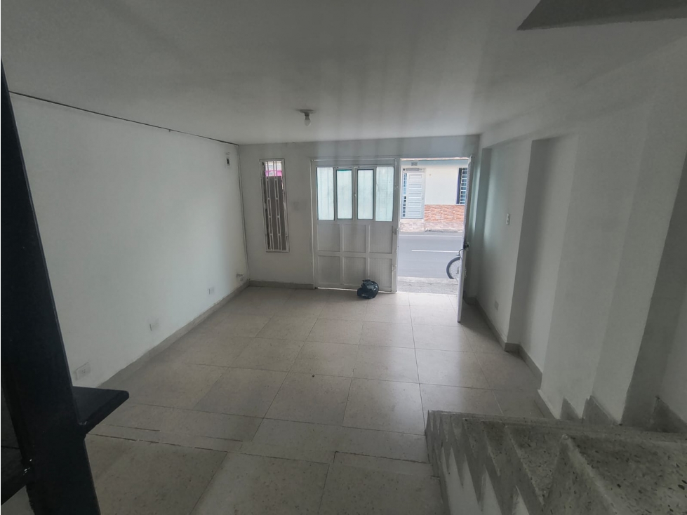 B/ AVENIDA CALI UNIF — foto 3