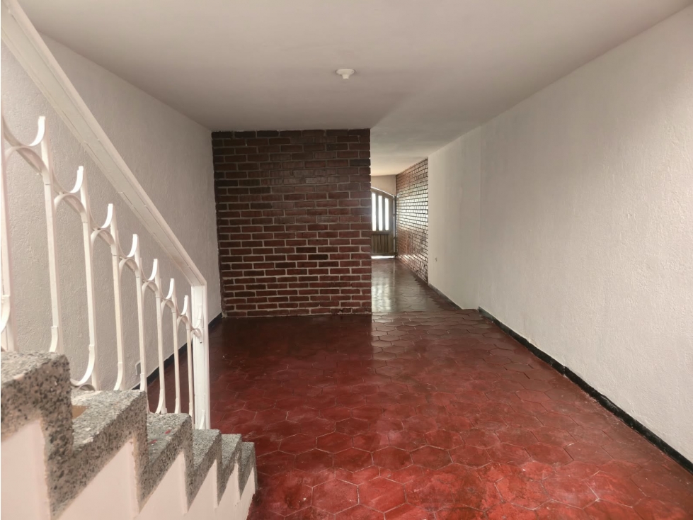 B/ TOMAS URIBE UNIF — foto 5