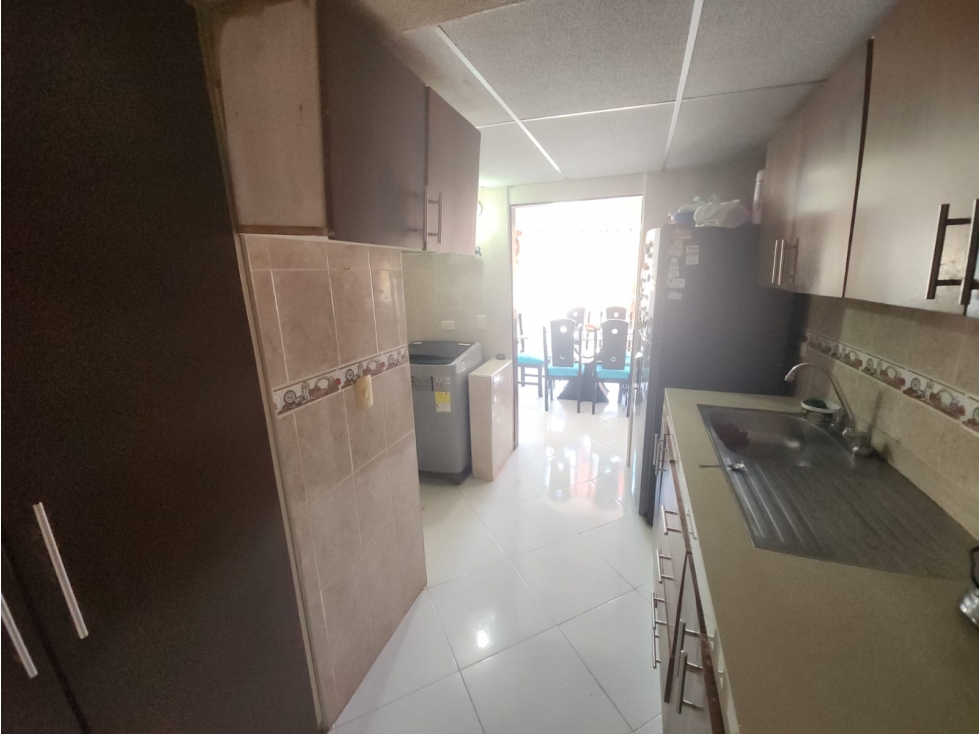 VENTA APARTAMENTO 3 PISO -MELENDEZ CON PARQUEADERO-SUR CALI (MBM) — foto 4