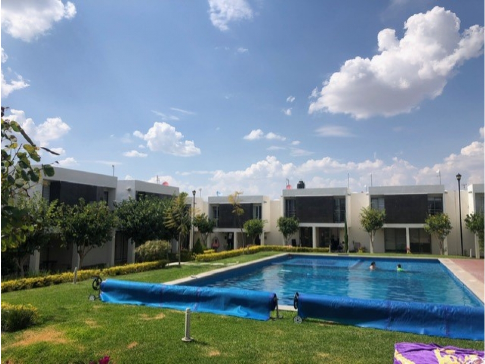 CASA EN VENTA CON SEGURIDAD ALBERCA Y AMENIDADES AYALA MORELOS - 2