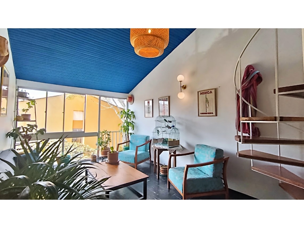 APARTAMENTO EN PAULO VI DE 3 NIVELES