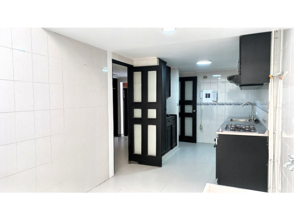 CASA EN CEDRITOS DE 3 PISOS — foto 5