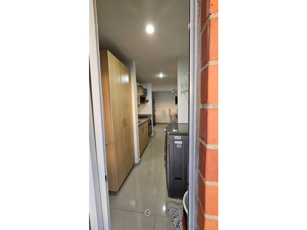 Apartamento Amoblado Loma del indio piso 18 — foto 3