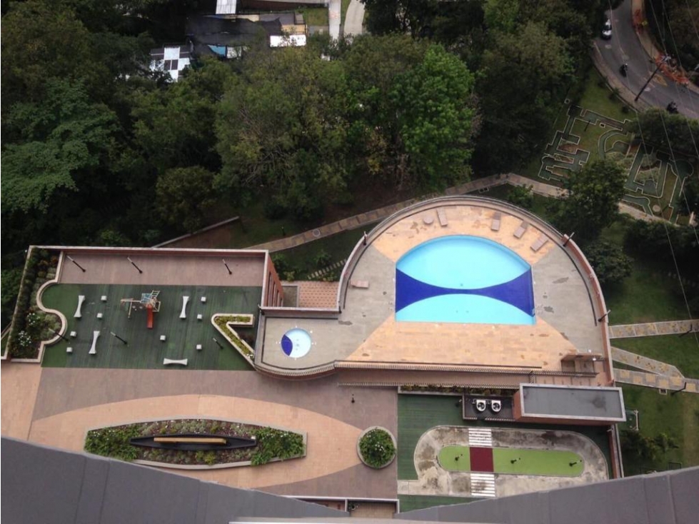 Apartamento Amoblado Loma del indio piso 18 — foto 4