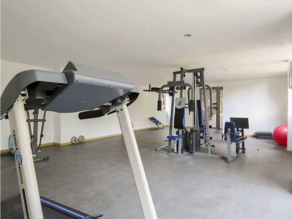 Apartamento Amoblado Loma del indio piso 18 — foto 5