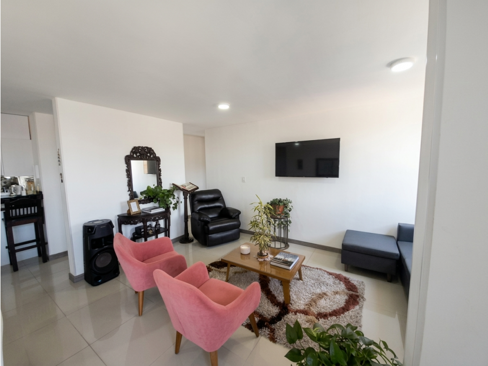 En Venta Apartamento Amplio E Iluminado Al Norte De Amenia — foto 3