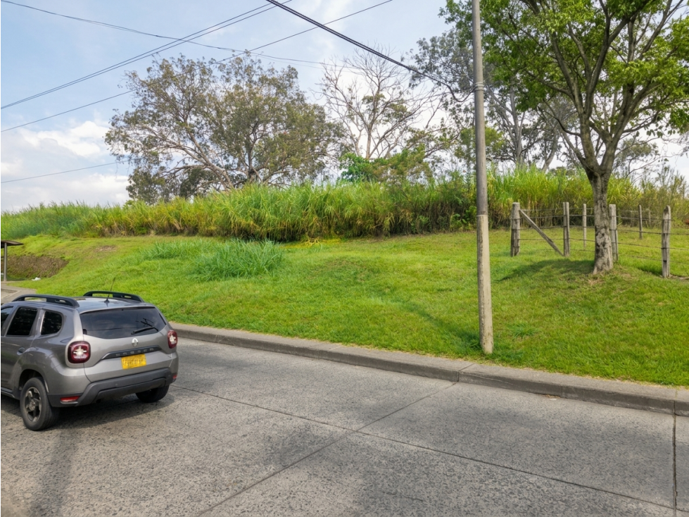 Lote Pereira Avenida Americas — foto 2
