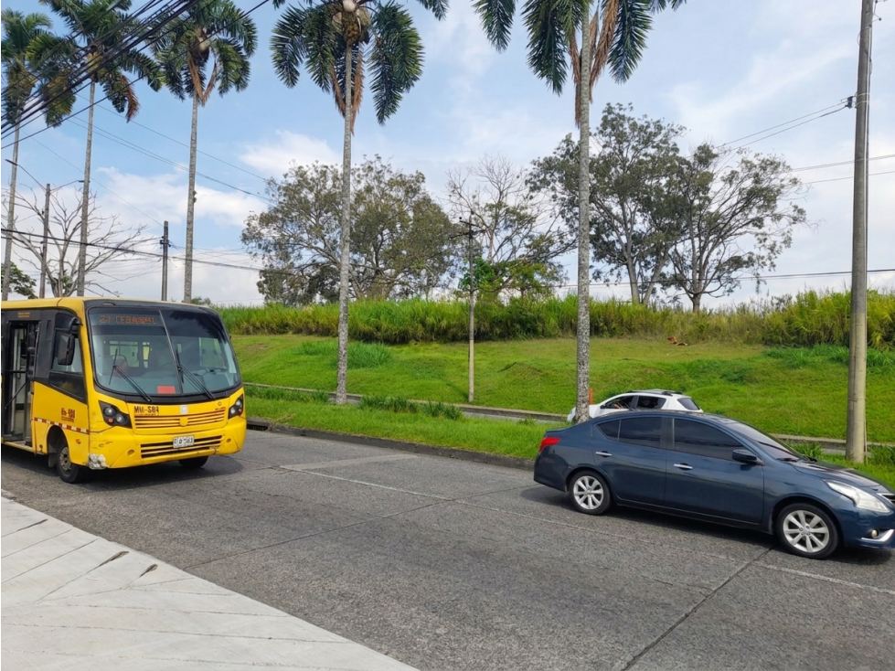 Lote Pereira Avenida Americas — foto 3