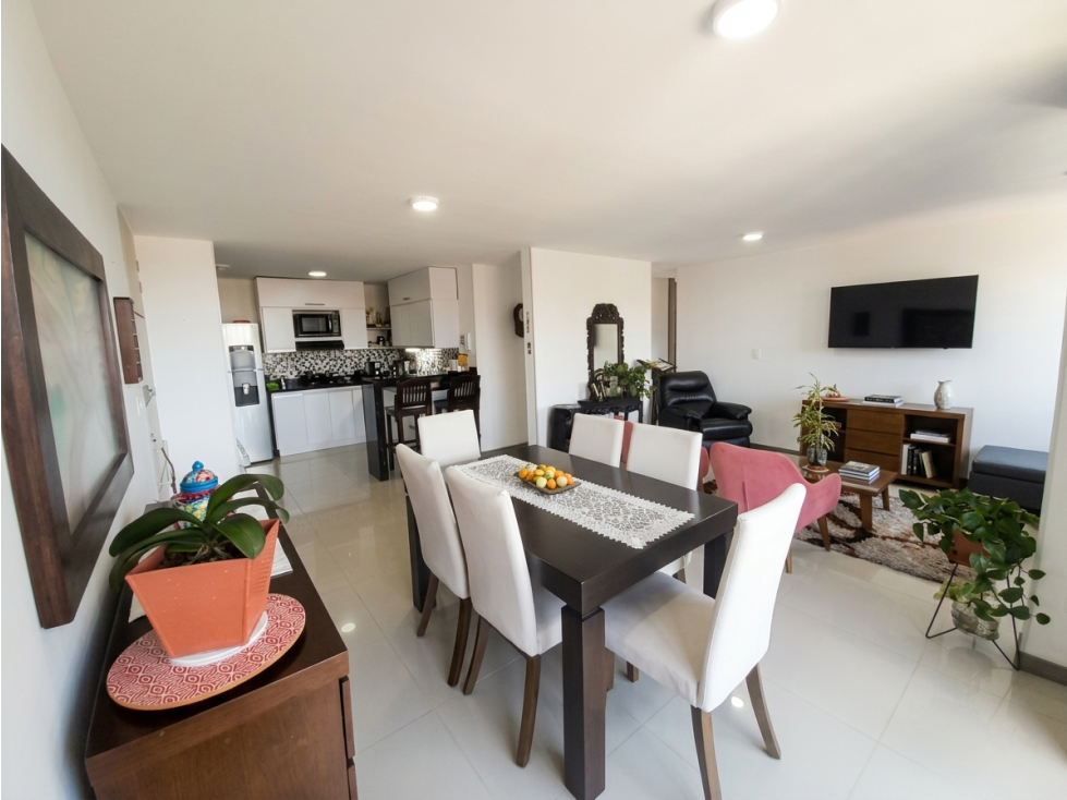 En Venta Apartamento Amplio E Iluminado Al Norte De Amenia — foto 4