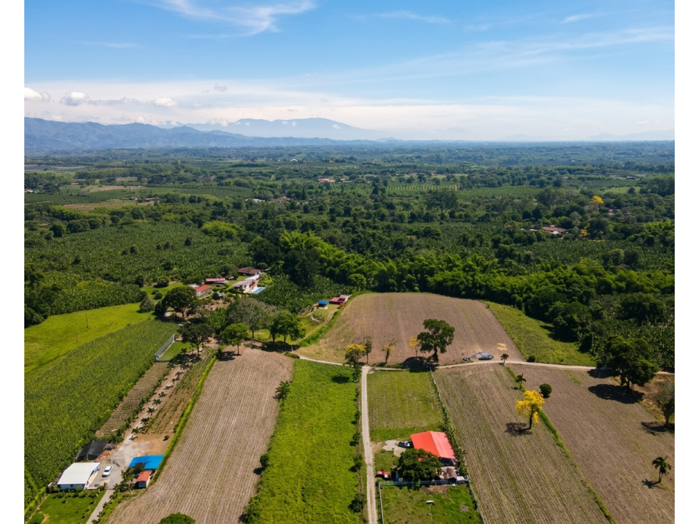 LOTE EN VENTA, VIA MONTENEGRO — foto 6