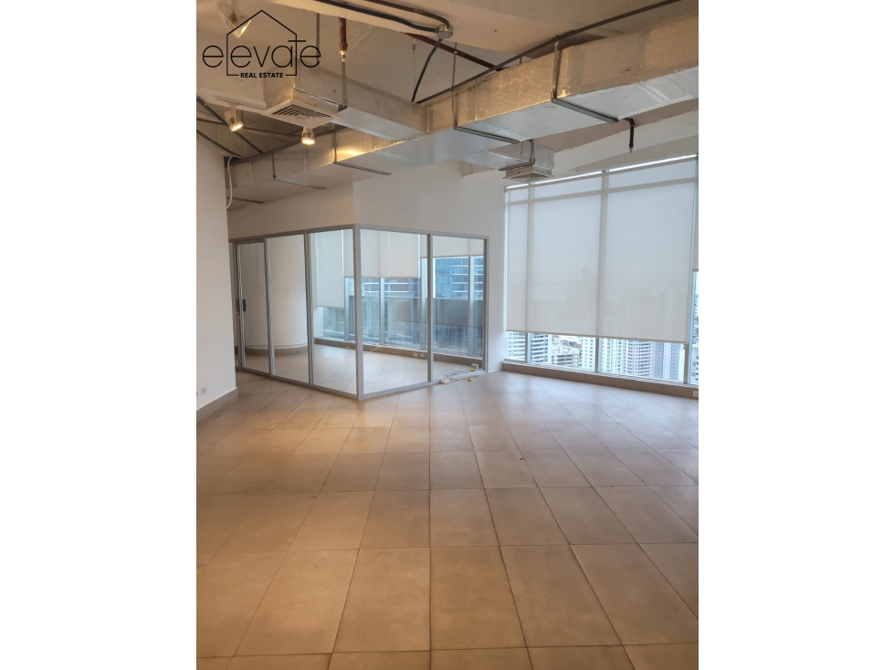 Se alquila oficina en Calle 50 - F&F tower - Revolution Tower — foto 4