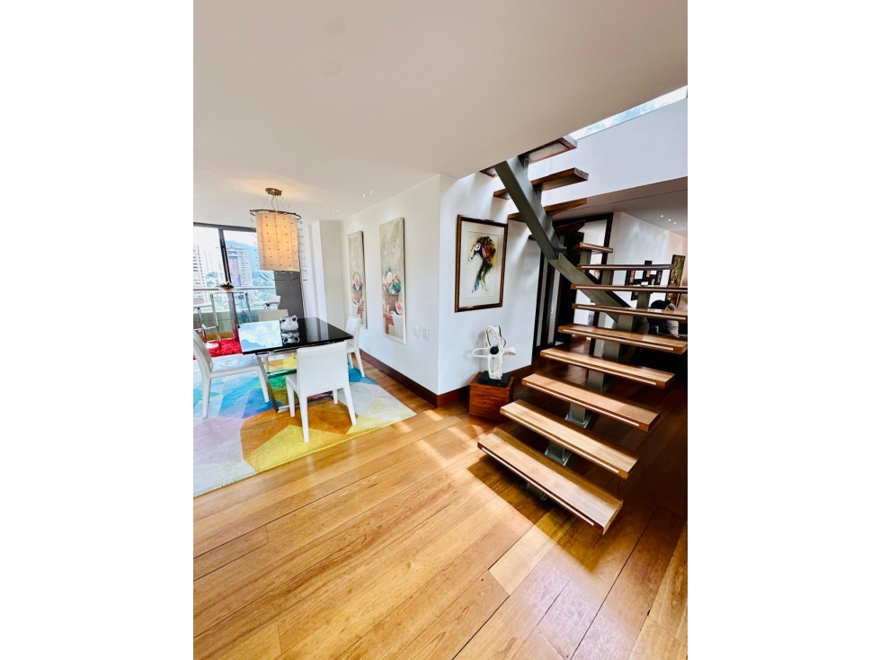 BAJO PRECIO VENDO PENTHOUSE DE LUJO EN EL POBLADO VISTA 360 — foto 2