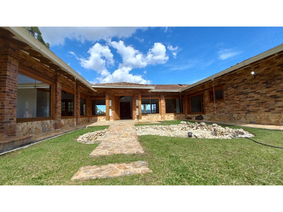 VENTA FINCA INDEPENDIENTE EN RIONEGRO 10000 M2 TOTALES — foto 2