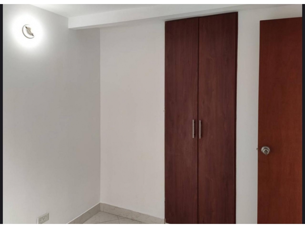 VENDO APARTAESTUDIO CERCA UNIVERSIDAD DE ANTIOQUIA -CHAGUALO — foto 4