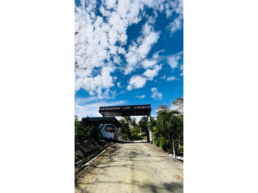 LOTES PARCELACION PRIVADA SANTA FE DE ANTIOQUIA 2801 M2 -3800 M2
