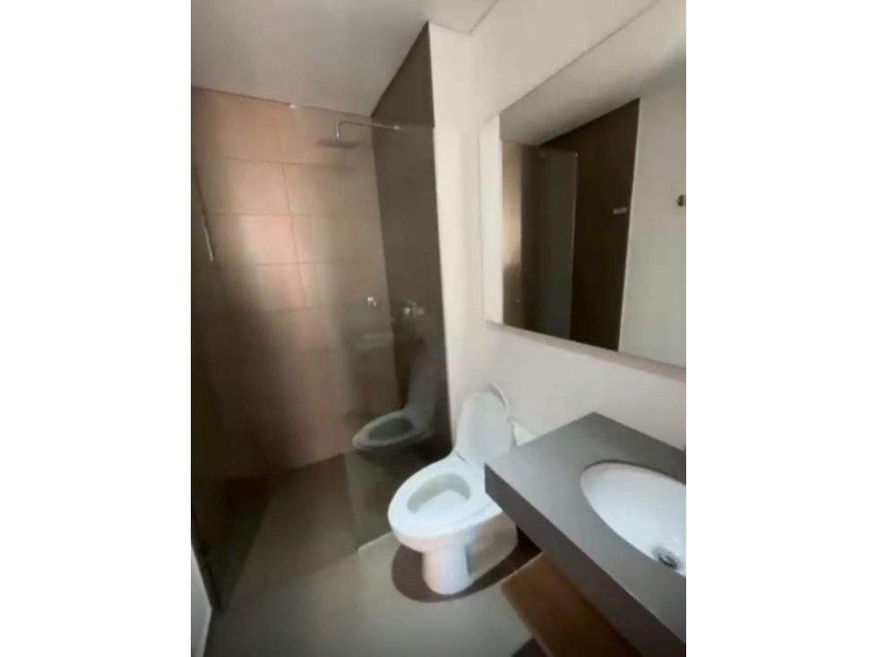 EXCLUSIVO APARTAMENTO PARA ESTRENAR LOS COLORES 74 M2 — foto 3