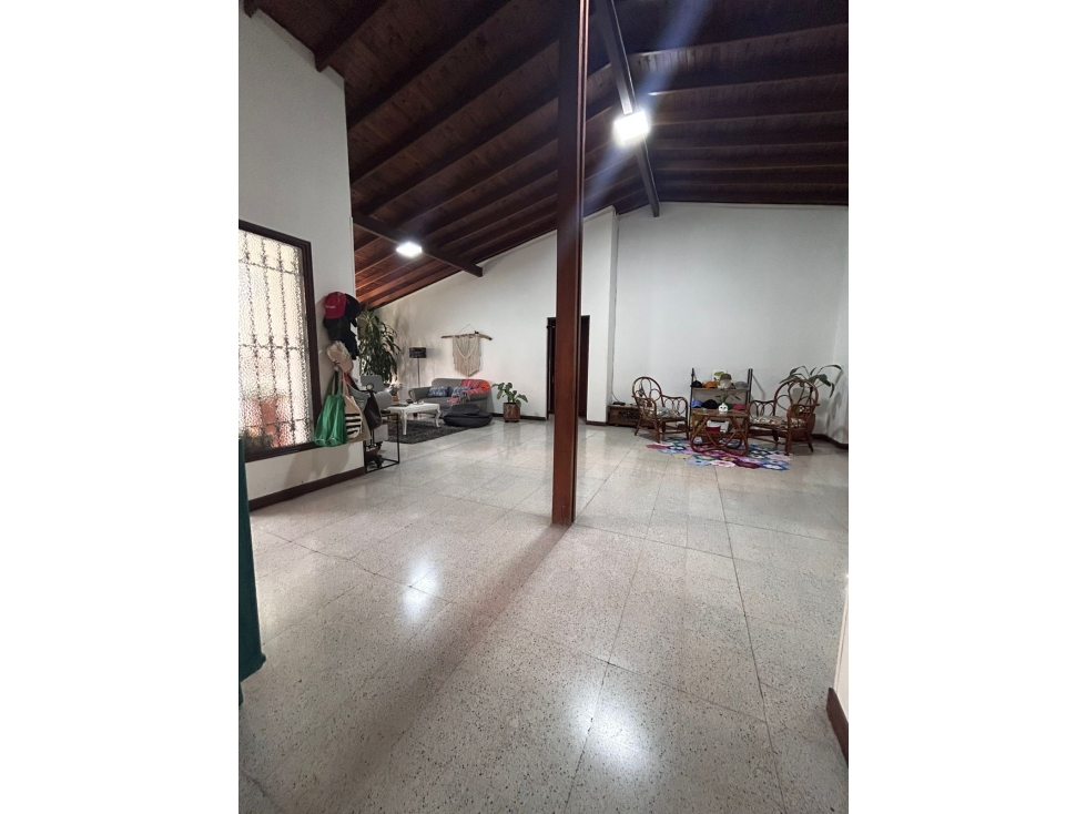 VENDO CASA SEGUNDO PISO EN CONQUISTADORES 245 M2 — foto 2