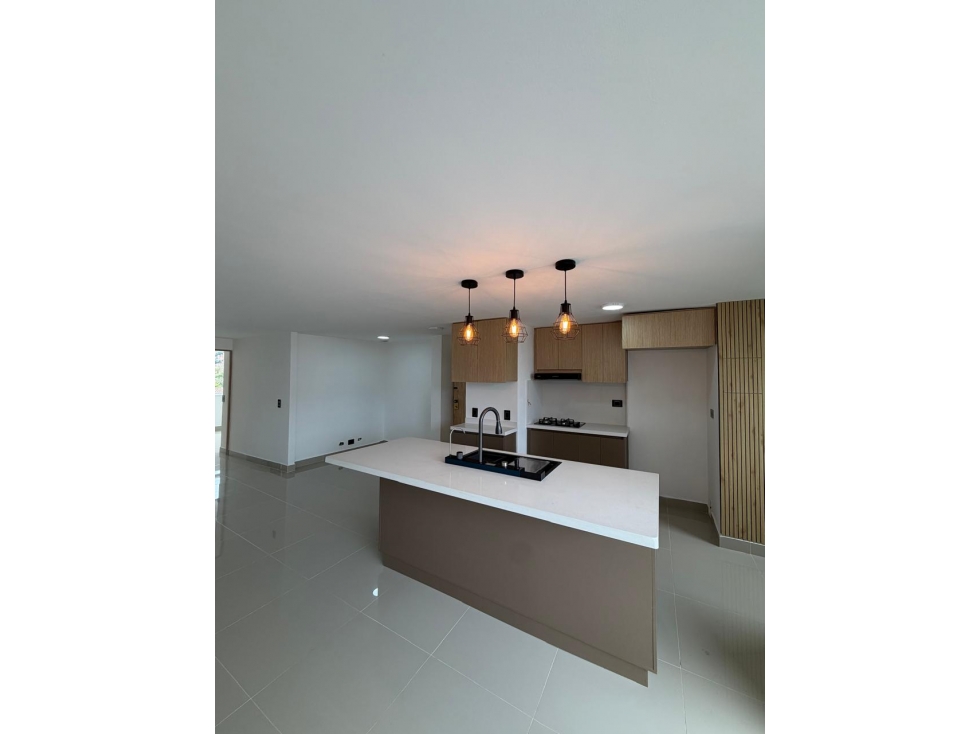APARTAMENTO EN VENTA CALASANZ, MEDELLÍN PARTE BAJA 83 M2