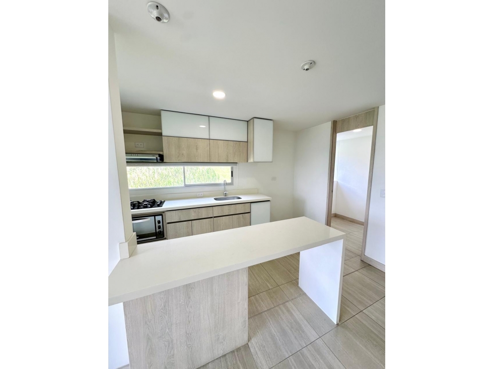 BAJO PRECIO APTO EN SABANETA EXCELENTE VISTA 97,7 M2 — foto 2