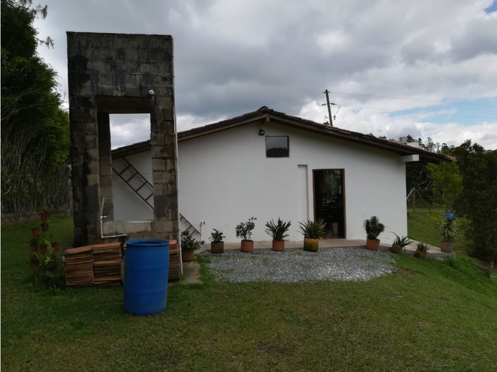 BAJO DE PRECIO CASA FINCA EN EL RETIRO VEREDA EL PORTENTO 4687 M2 — foto 3