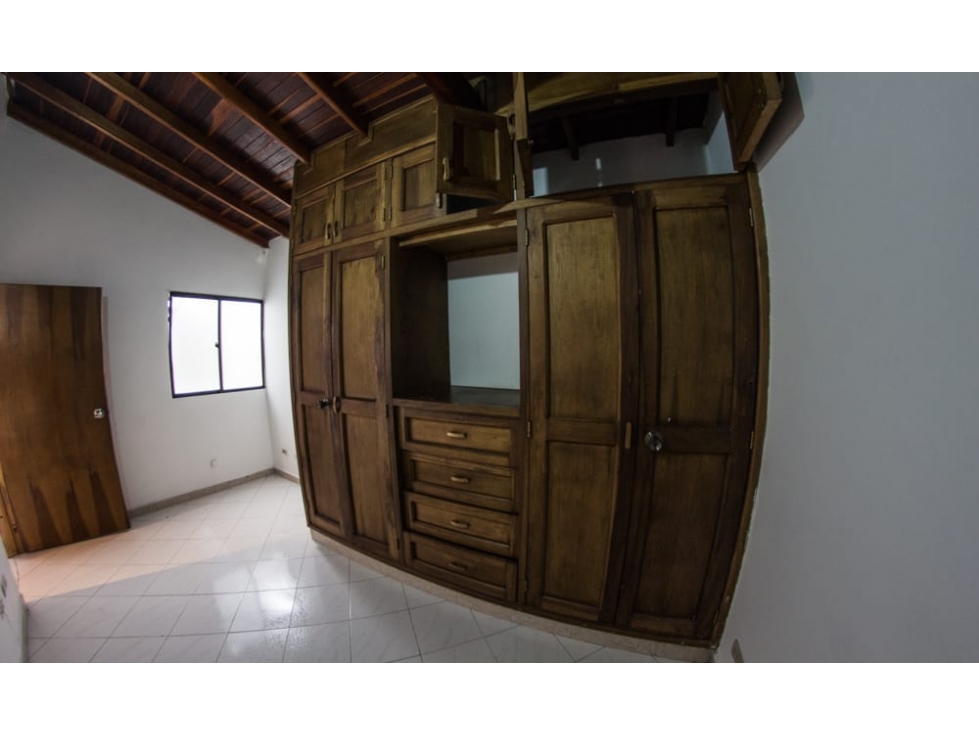 VENDO CASA SECTOR PRADO CENTRO — foto 6