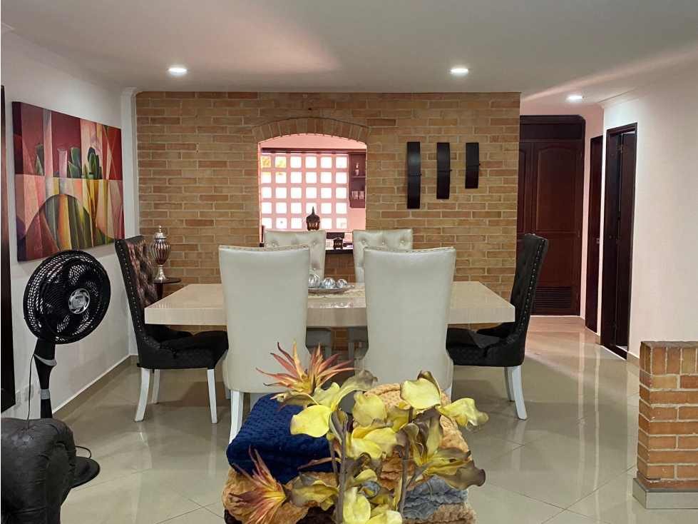 APARTAMENTO DÚPLEX EN VENTA EN LAURELES MEDELLÍN 214.64 M2