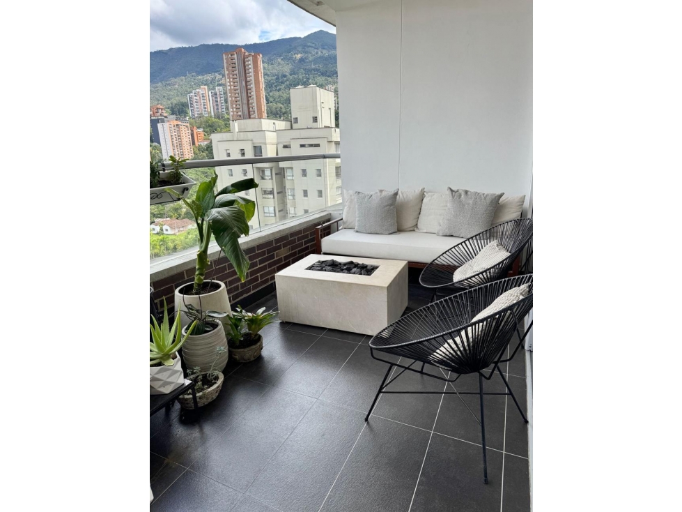 LUJO, ALTURA Y VISTA PRIVILEGIADA EN EL POBLADO 127 M2 — foto 2