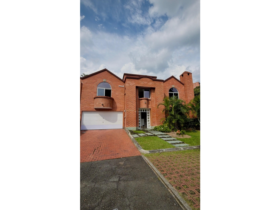 CASA EN VENTA EL POBLADO, MEDELLÍN 730.25 M2 — foto 3