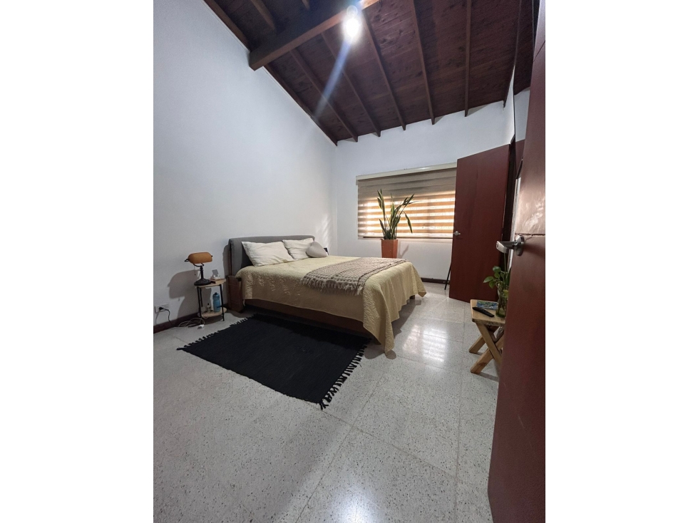 VENDO CASA SEGUNDO PISO EN CONQUISTADORES 245 M2 — foto 4