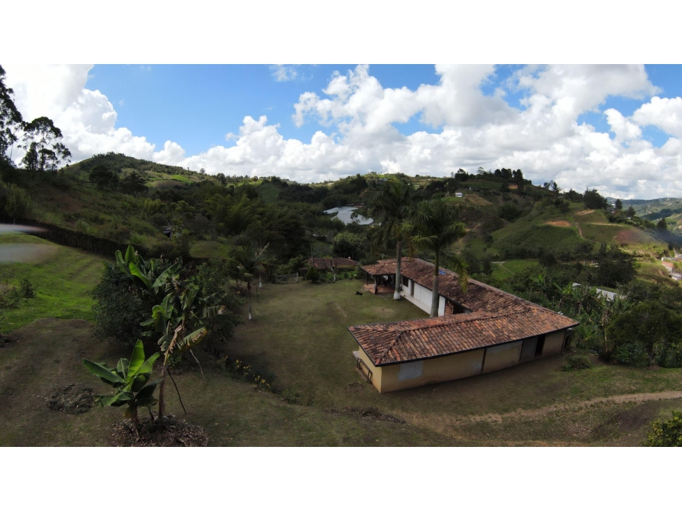 LOTE CON CASA CAMPESTRE EN VENTA MARINILLA / CERCA AL PEÑOL 7000 M2 — foto 2