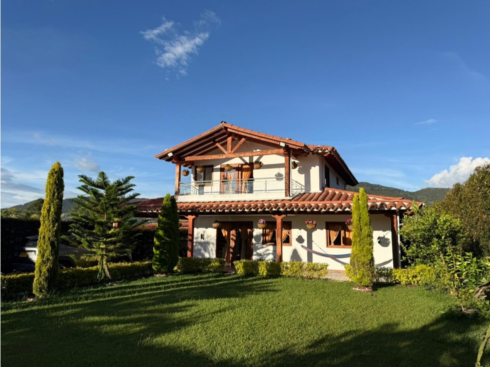 CASA CAMPESTRE + 2 APTOS CARMEN DE VIBORAL 1000 M2 OPORTUNIDAD — foto 3