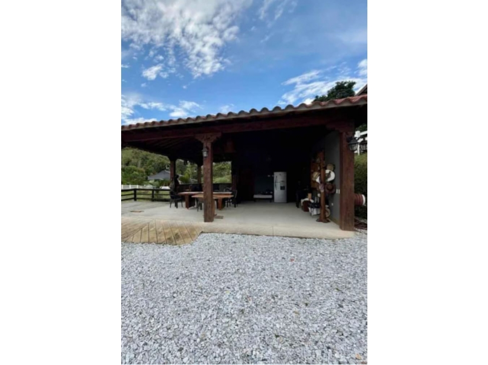 FINCA EN VENTA EL CARMEN DE VIBORAL, ANTIOQUIA 1300 M2 — foto 4