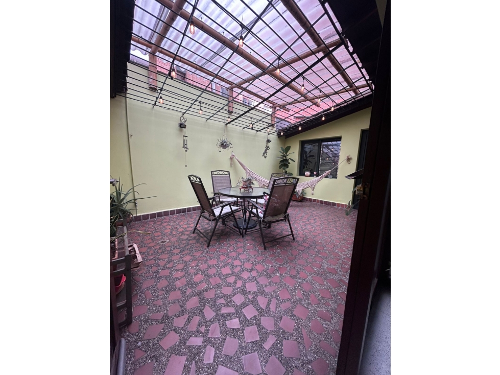 VENDO CASA SEGUNDO PISO EN CONQUISTADORES 245 M2 — foto 5