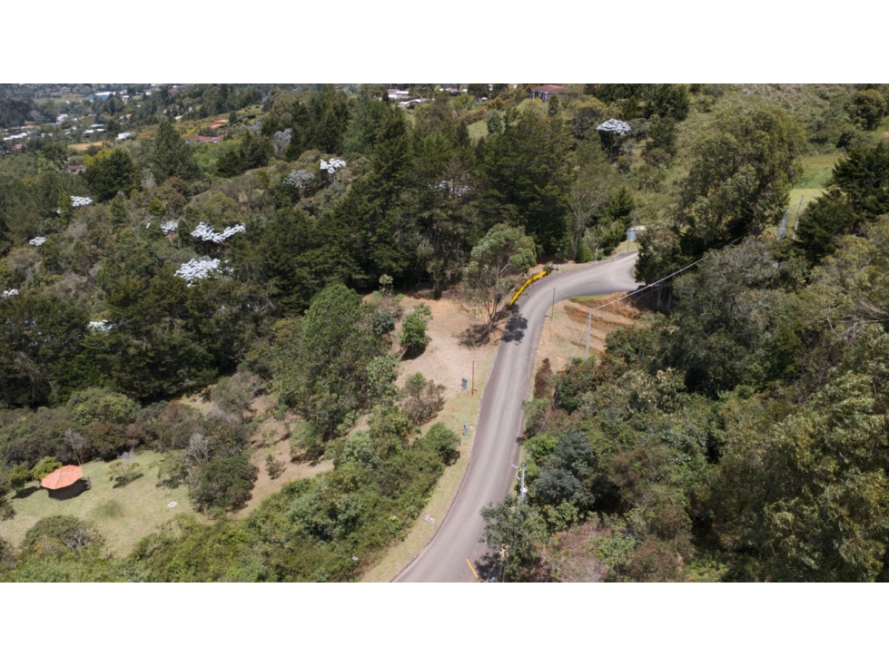 ESPECTACULAR LOTE EN GUARNE ORIENTE ANTIOQUEÑO 1708 M2 — foto 4