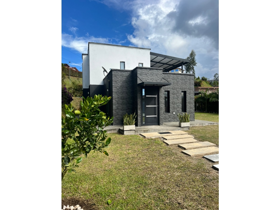 VENDO, RENTO O PERMUTO ESPECTACULAR FINCA EN MARINILLA 1140M2 — foto 5