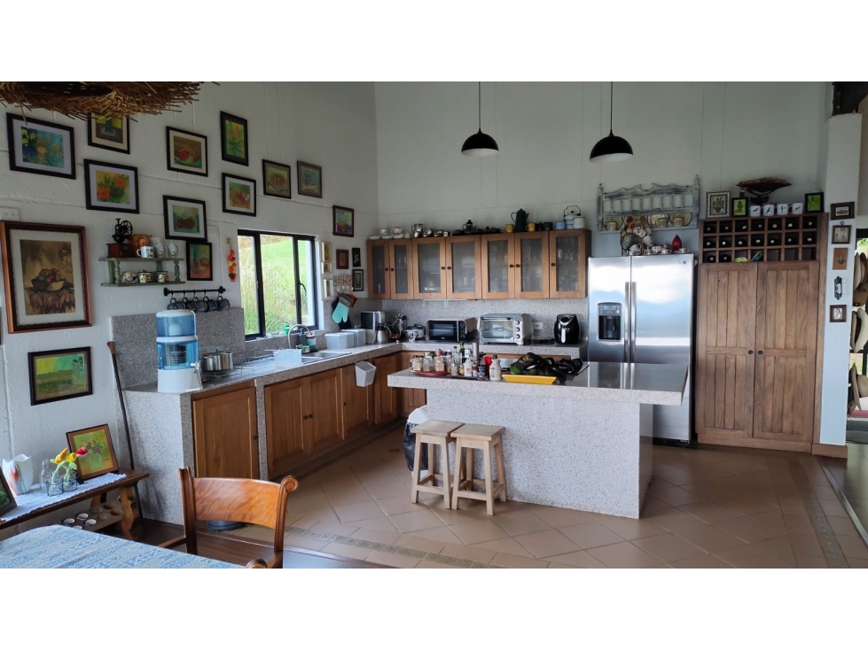 CASA FINCA DE LUJO EN SANTA ELANA 8800 M2 VIA PARQUE ARVI — foto 4