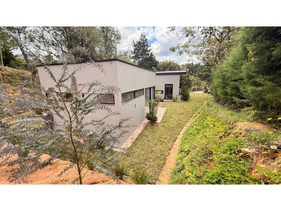 CASA CAMPESTRE EXCLUSIVA EN GUARNE VEREDA EL MOLINO 2000 M2 — foto 5